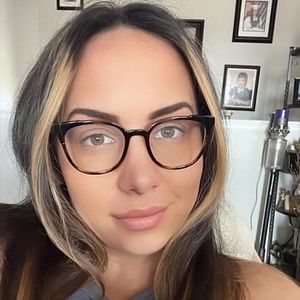 Meet your Posher, Shauna
